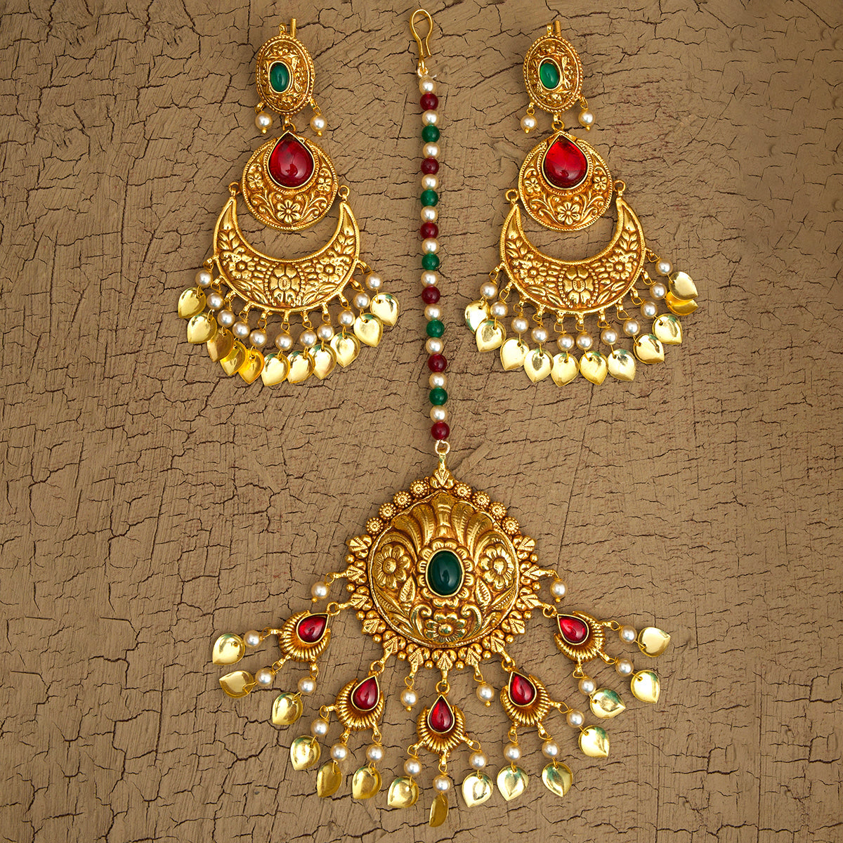 AabrooNecklace Earrings Tikka Handcrafted Gold Plated