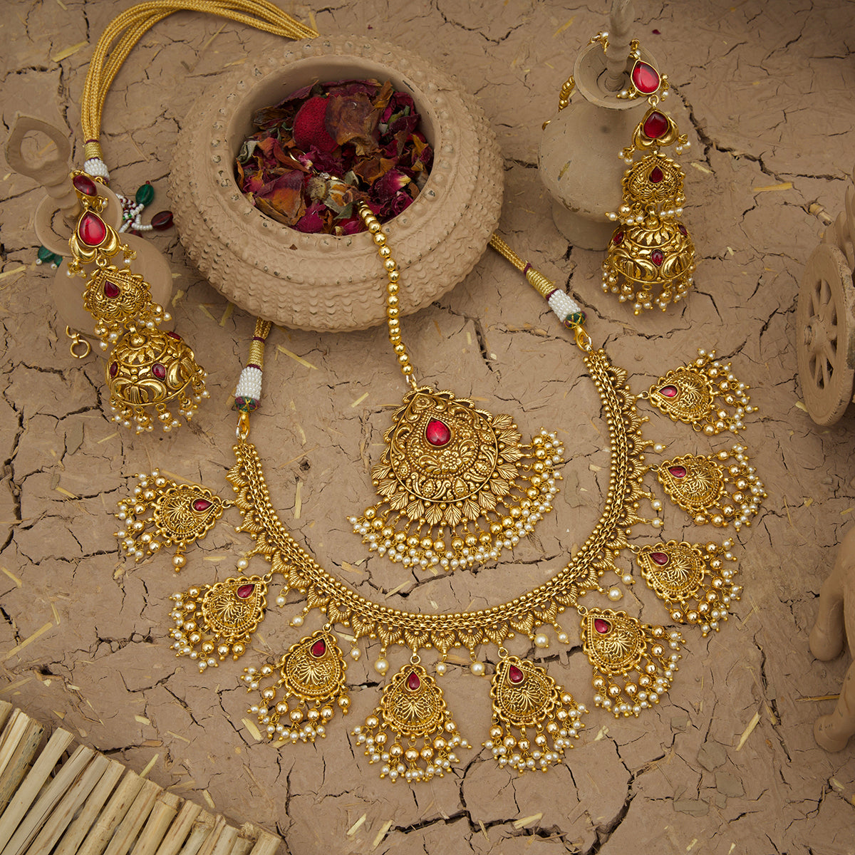 Ambra Necklace Earrings Tikka Handcrafted Gold Plated