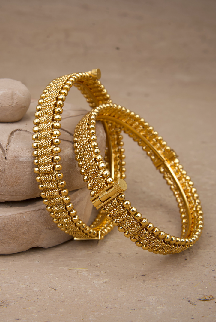 Noor openable gold plated Bangle