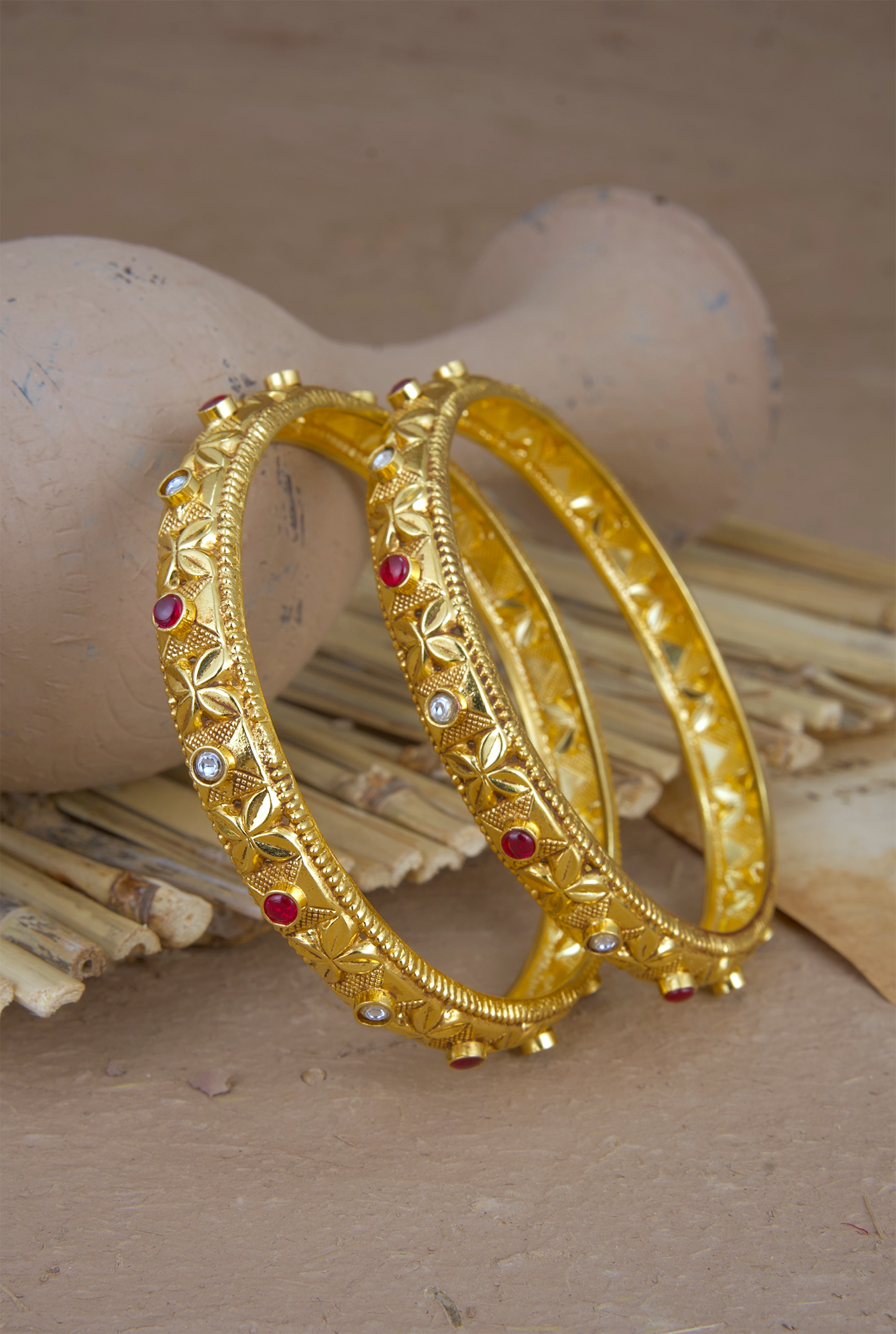 Rohani Handcrafted Gold Plated Bangle