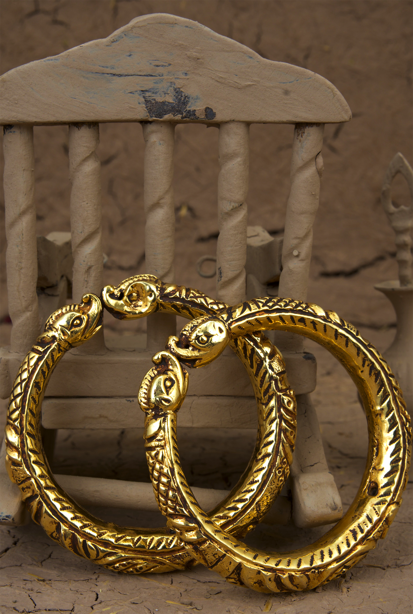 Tabeer Handcrafted Gold plated Bangle