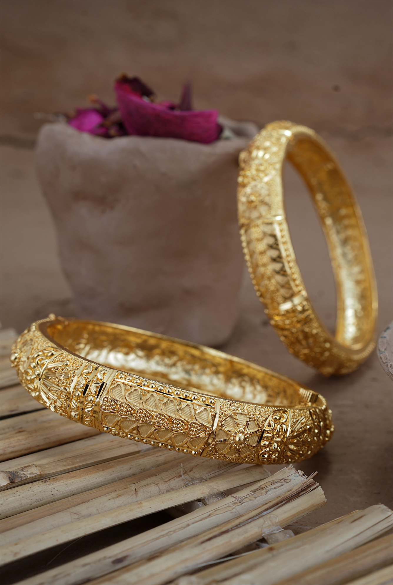 Anura  openable gold plated bangle