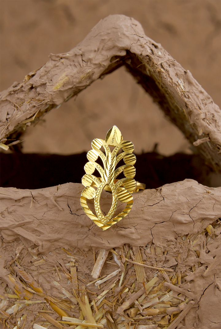 Mehak  Ring Handcrafted Gold Plated