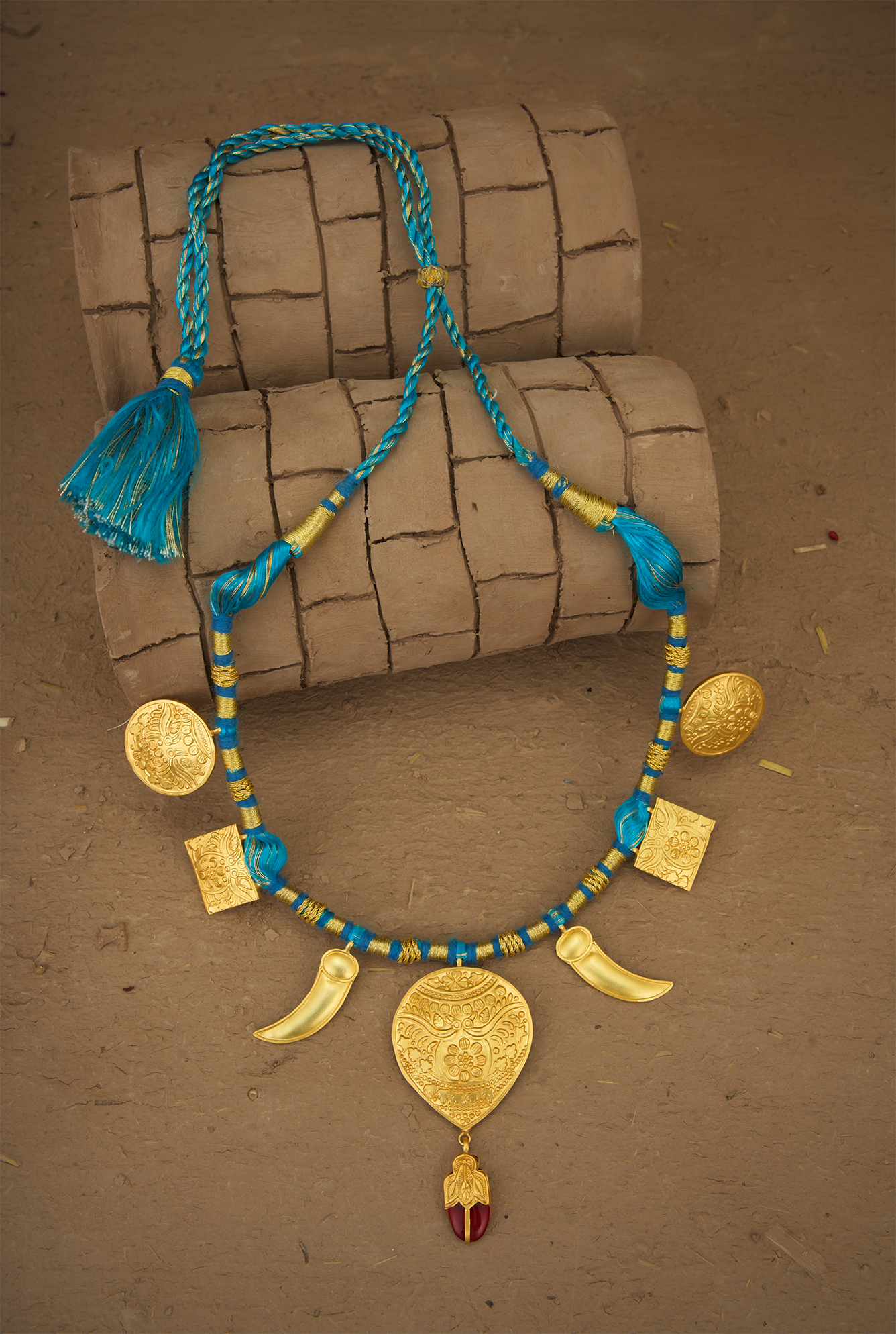 Riwaaz  Sing Tawit handcrafted Gold Plated