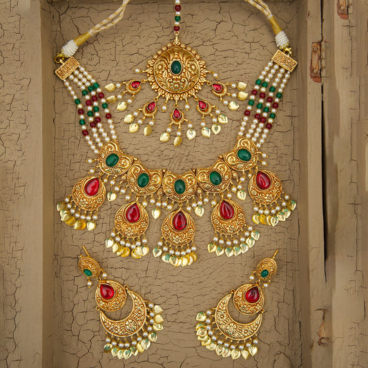 AabrooNecklace Earrings Tikka Handcrafted Gold Plated