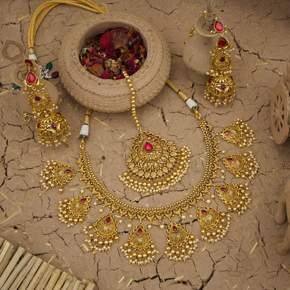 Ambra  Necklace Earrings Tikka Handcrafted Gold Plated