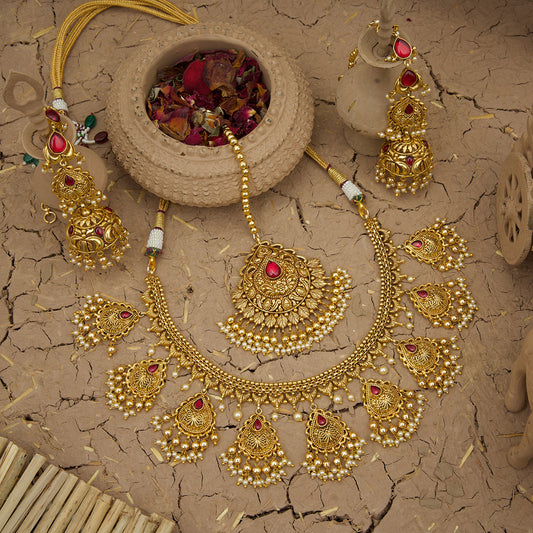 Ambra  Necklace Earrings Tikka Handcrafted Gold Plated