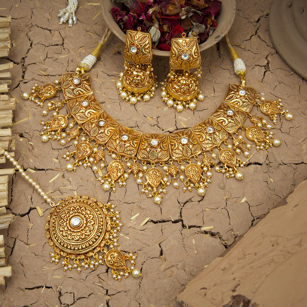 Aafra Necklace Earrings Tika Handcrafted Gold Plated