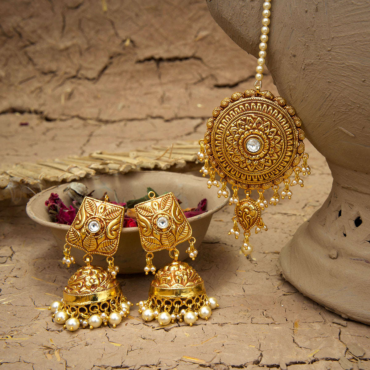 Aafra Necklace Earrings Tika Handcrafted Gold Plated