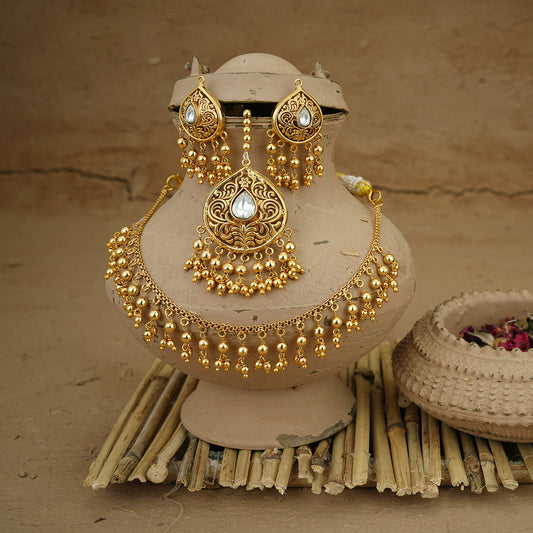 Fiza  Necklace Earrings Tikka Handcrafted Gold Plated