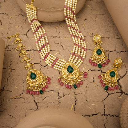 Joya  Necklace Earrings Tikka Handcrafted Gold Plated