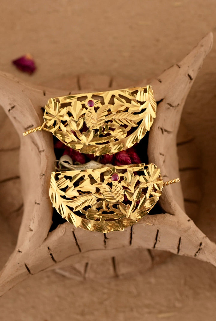 Aabha Clips Handcrafted Gold Plated