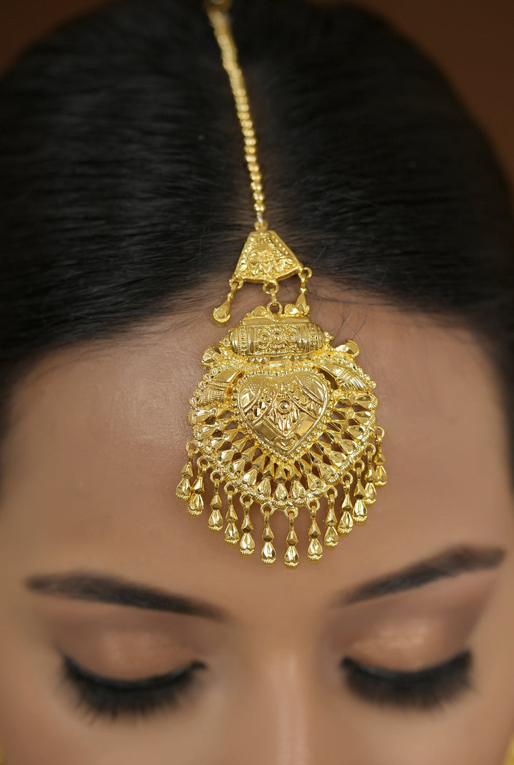 Hoor Tikka Handcrafted Gold Plated