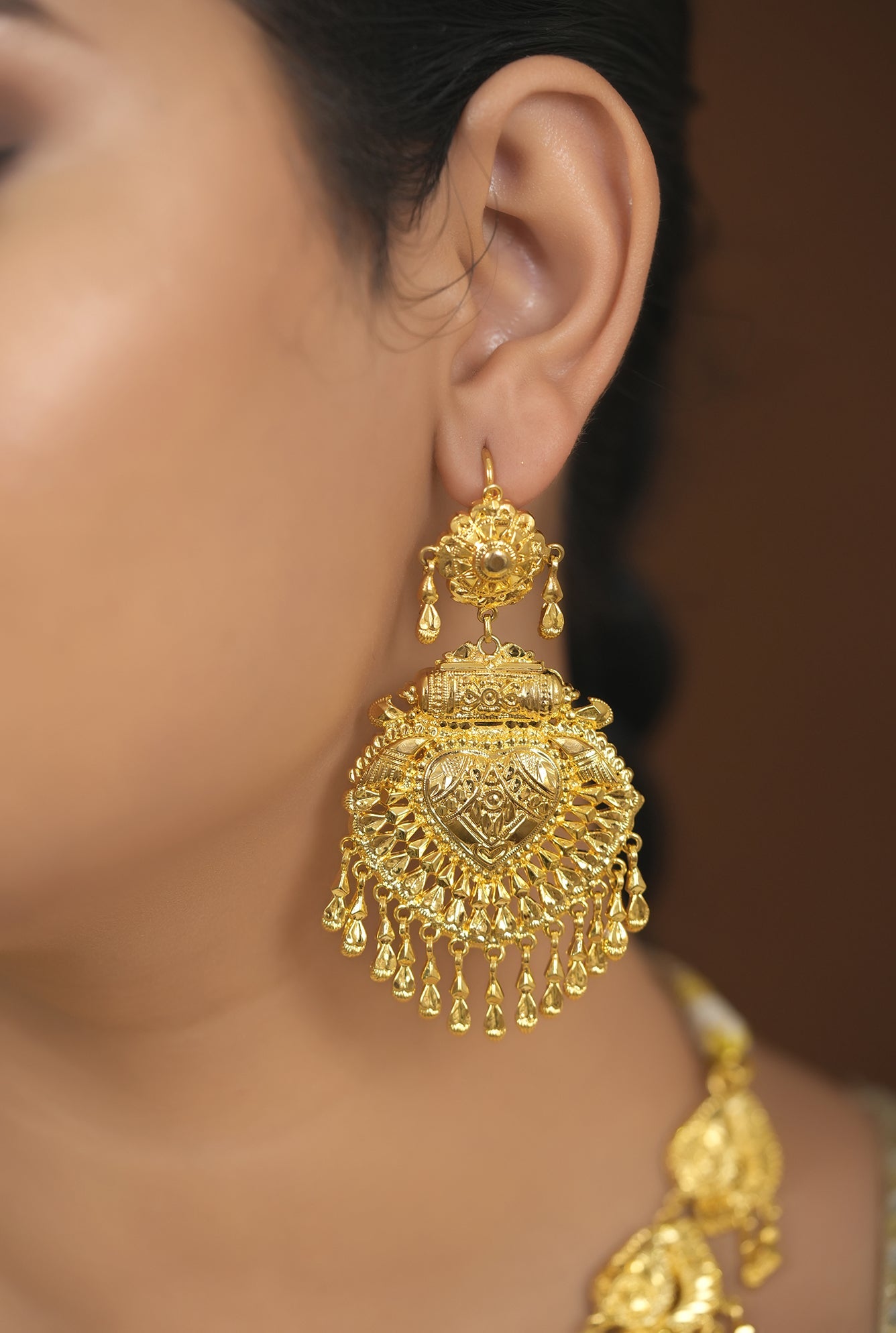 Nilofer Earing Handcrafted Gold Plated
