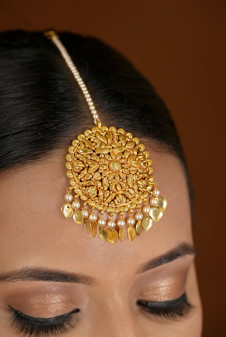 Vibha Tikka Handcrafted Gold Plated