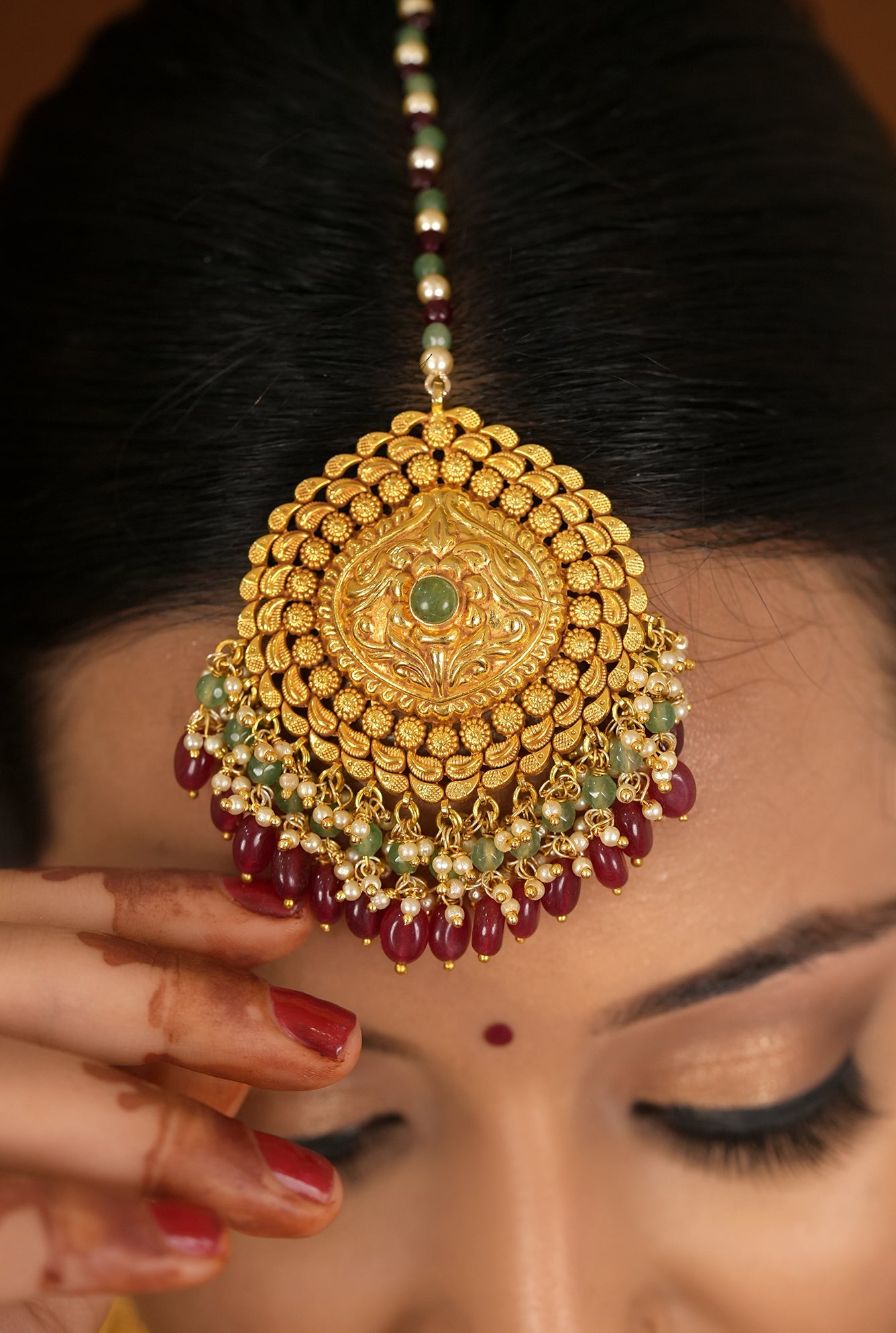 Babool choker Earing Tikka Handcrafted Gold Plated