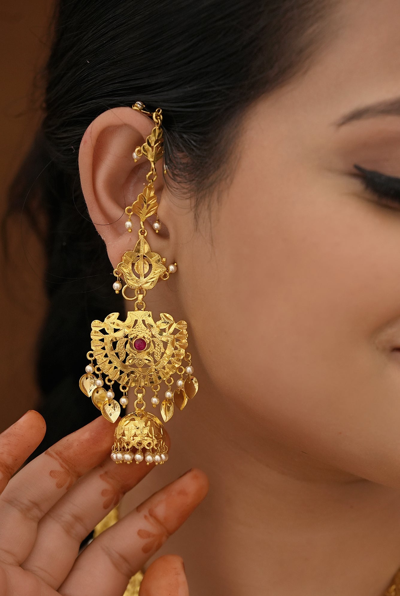 Anura Earing Handcrafted Gold Plated