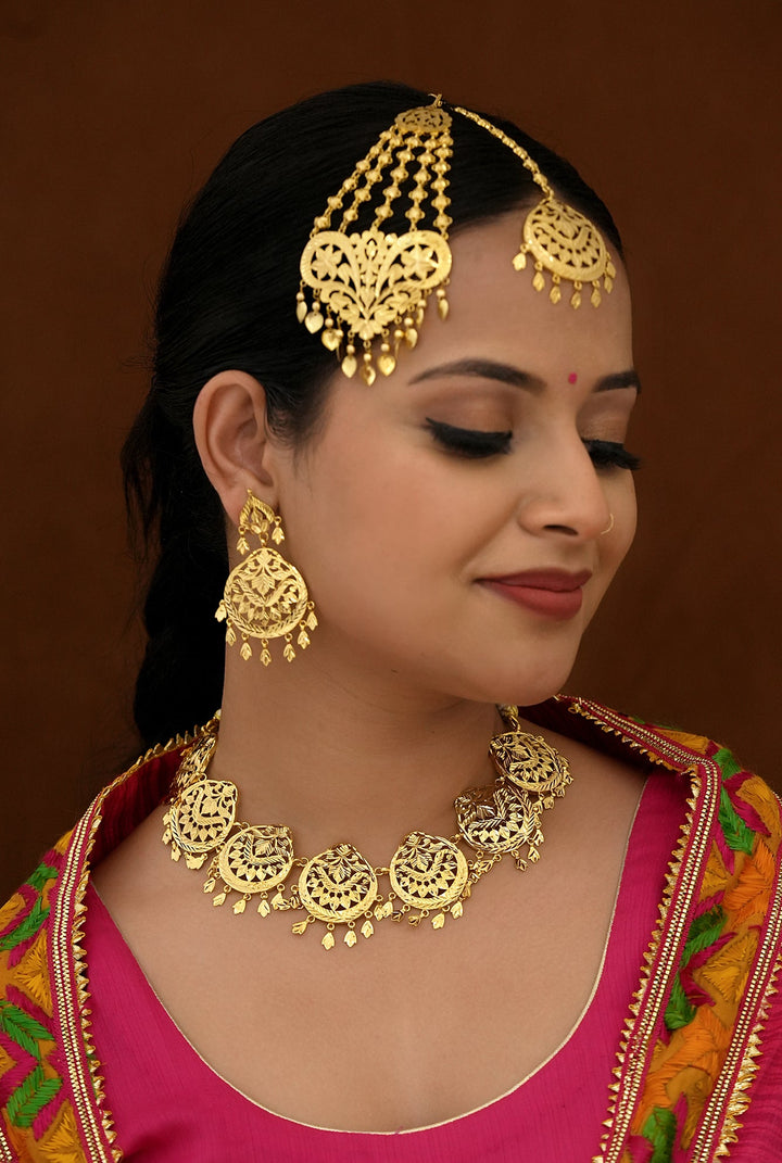 Trisha Necklace Earing Tika Handcrafted Gold Plated