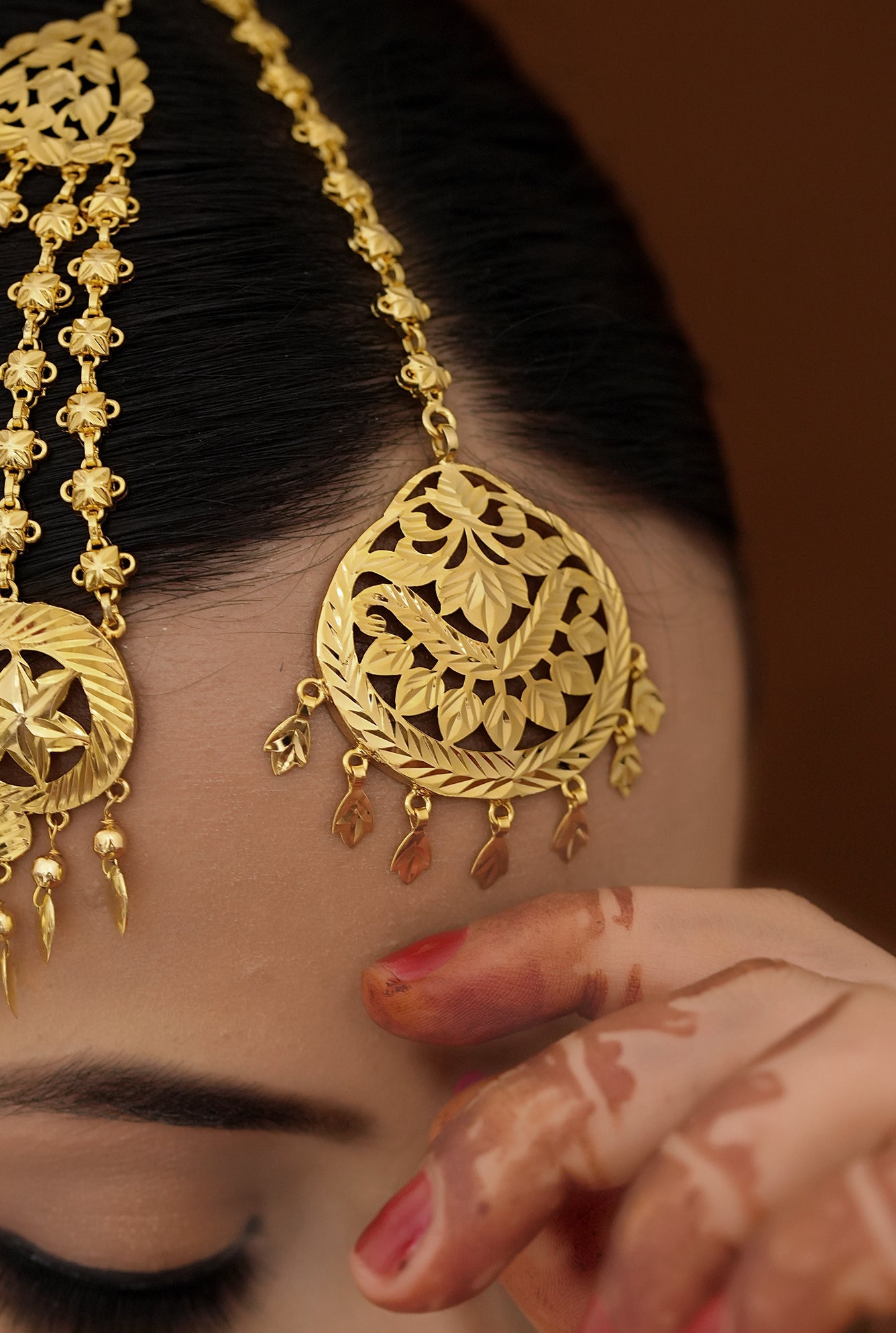 Trisha Necklace Earing Tika Handcrafted Gold Plated
