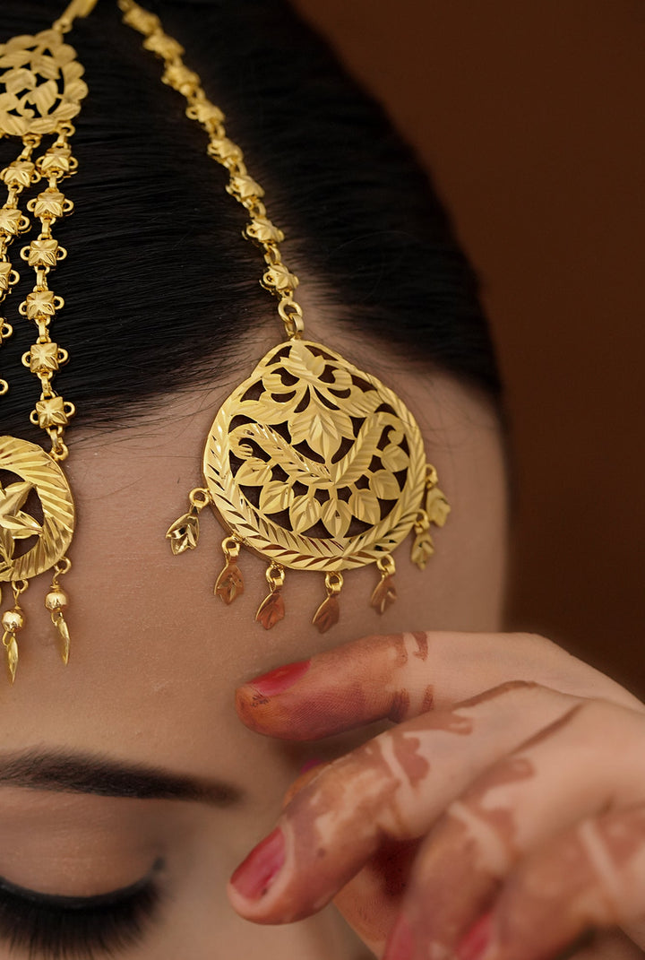 Trisha  Tikka Handcrafted Gold Plated